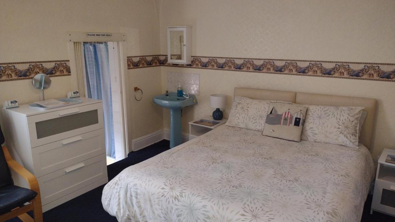 The Kathrene Holiday Flats Fleetwood Esterno foto