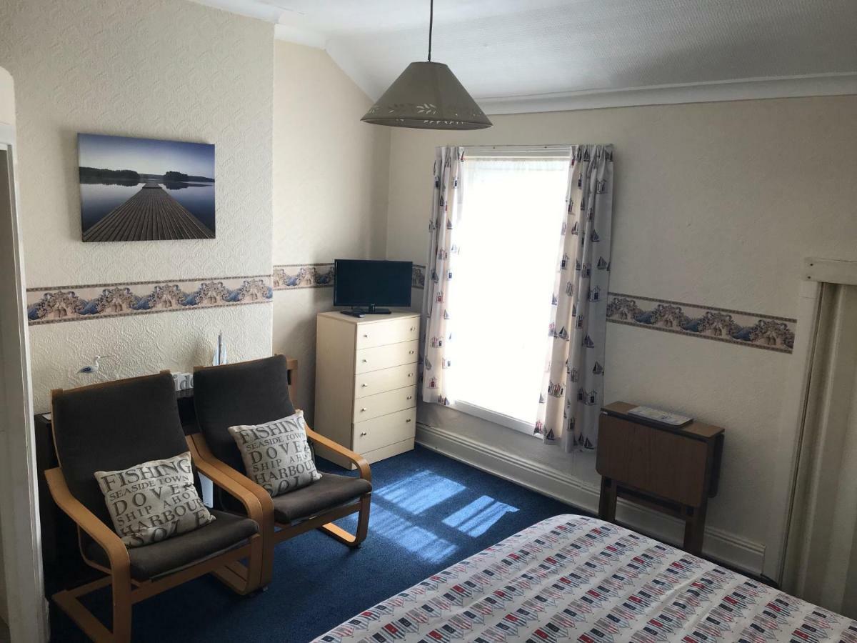 The Kathrene Holiday Flats Fleetwood Esterno foto